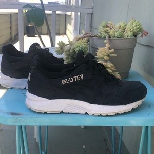 ASIC Gel-Lyte woman’s size 8